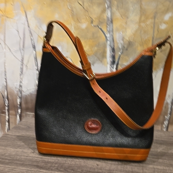 Vintage Dooney Bourke  Handbag main image 0